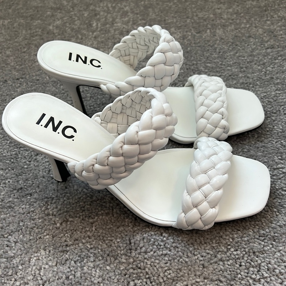 I.N.C. Heels like new!!!